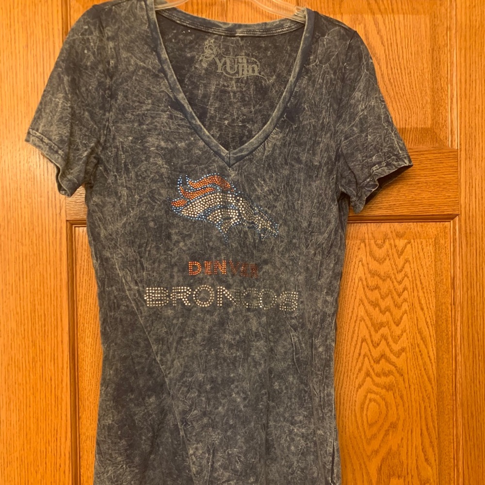 Denver Broncos shirt